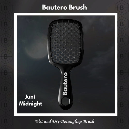 bautero-brush-in-juni-midnight-black detangling-curly-hair